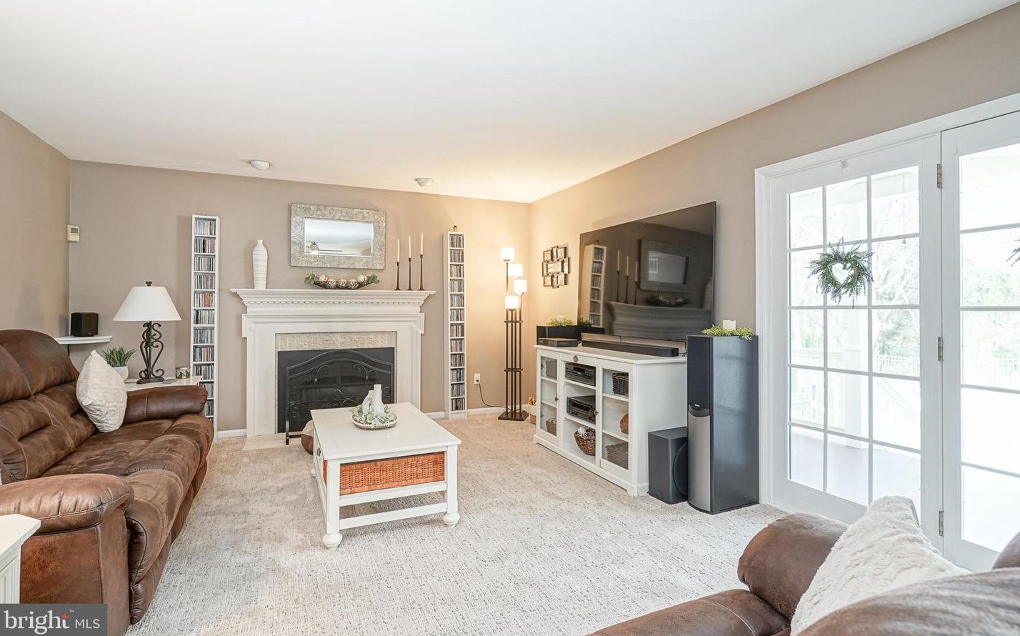 31 Dogwood Ave, Aura NJ  08028-2819 exterior