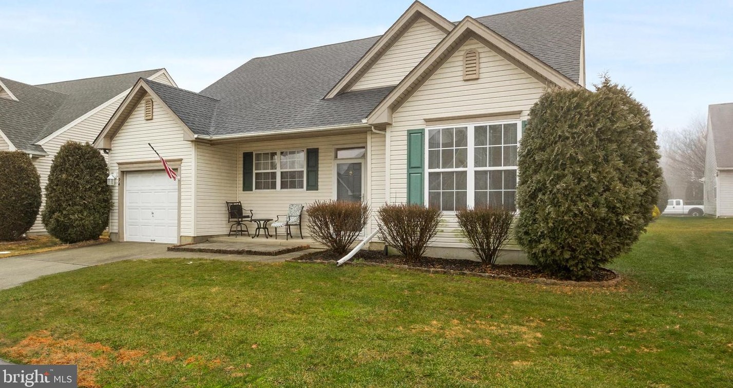 94 Morning Glory, West Deptford, NJ 08096
