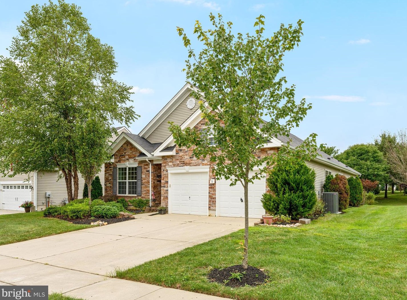 5 Wilshire Blvd, Auburn, NJ 08085