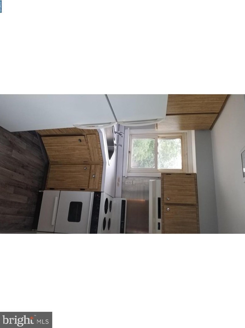 308 Summit Ave, West Deptford NJ  08093-1028 exterior