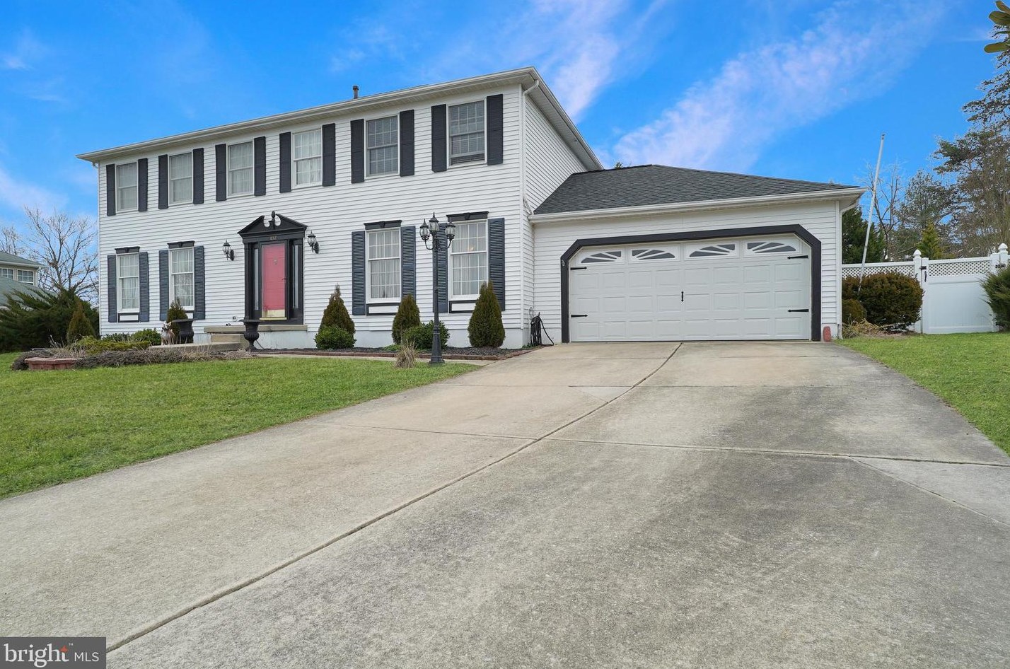 852 Hunters Dr, West Deptford, NJ 08096-6658