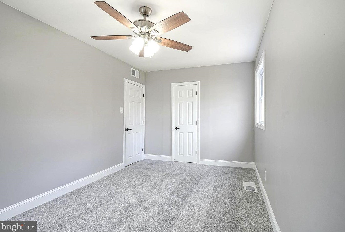 515 Morgan Ave, West Deptford NJ  08096-2819 exterior