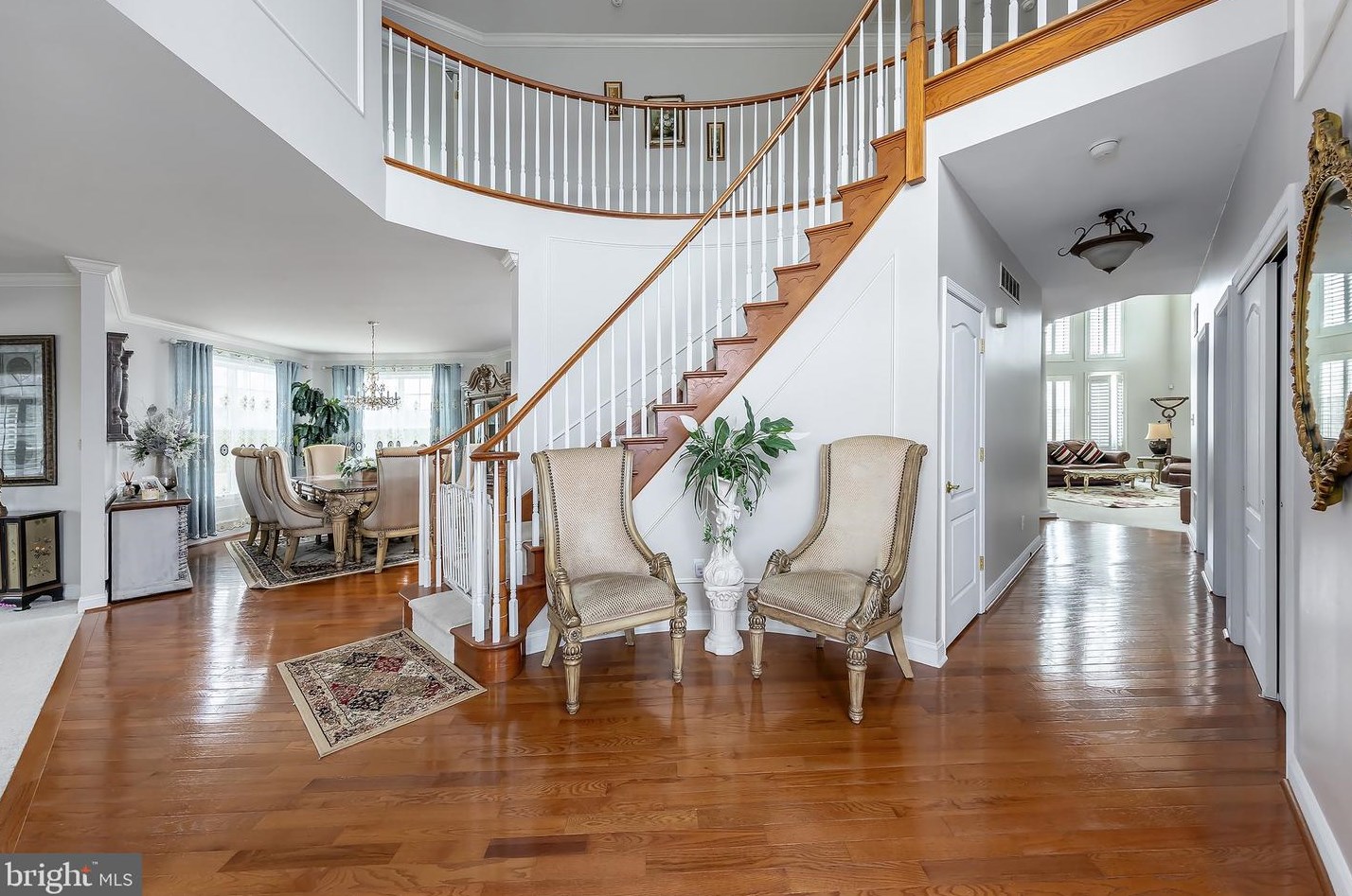 8 Curtmantle Rd, Mickleton, NJ 08056-1264