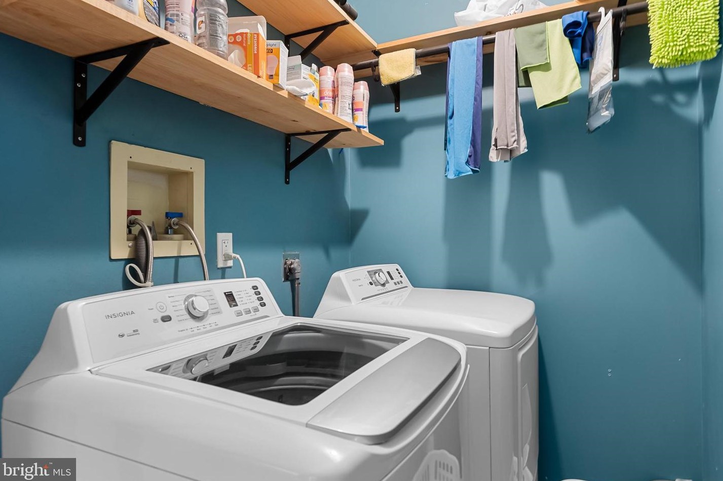 22 Woodstream Ct, West Deptford NJ  08051-2140 exterior