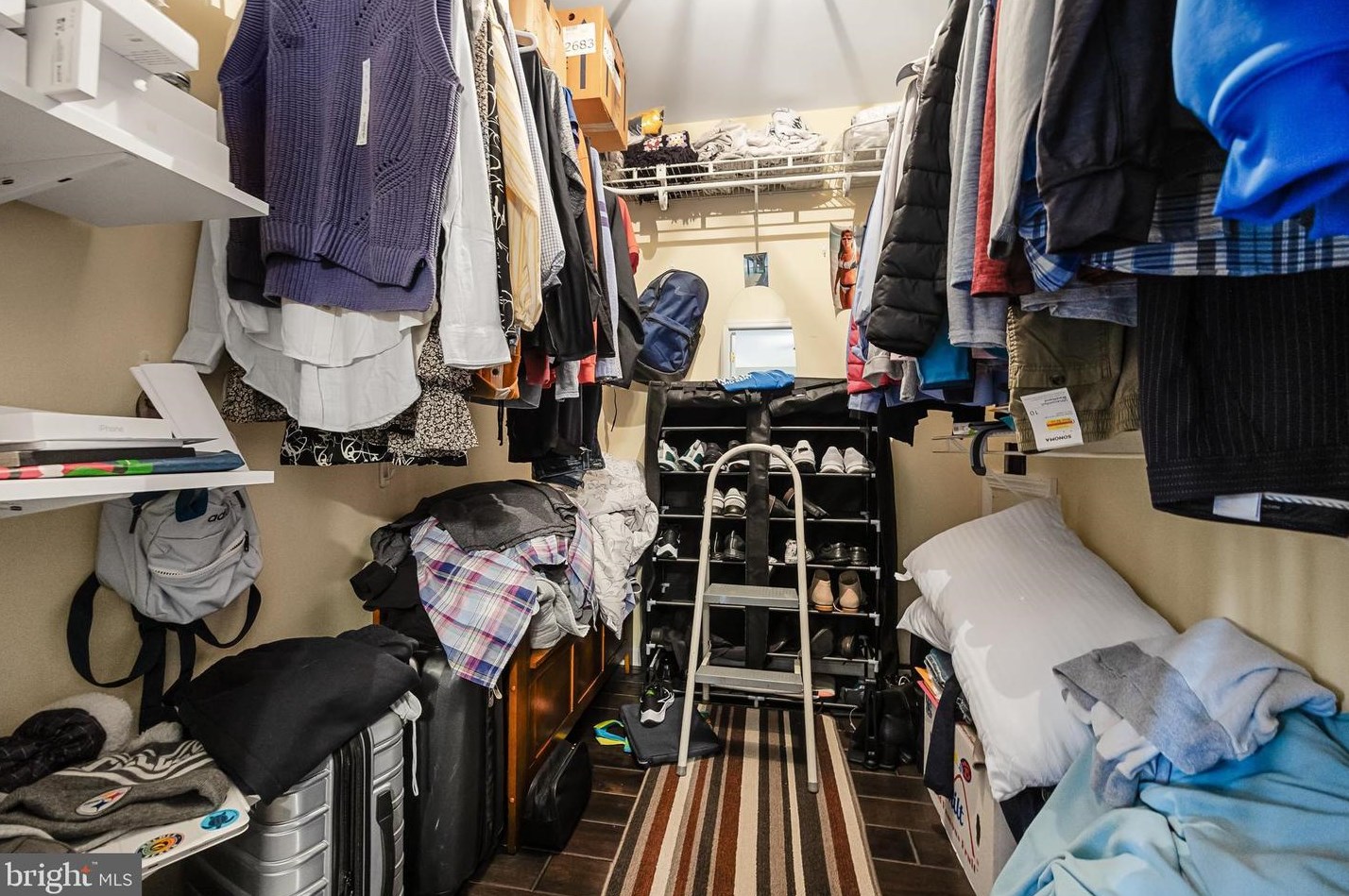 22 Woodstream Ct, West Deptford NJ  08051-2140 exterior