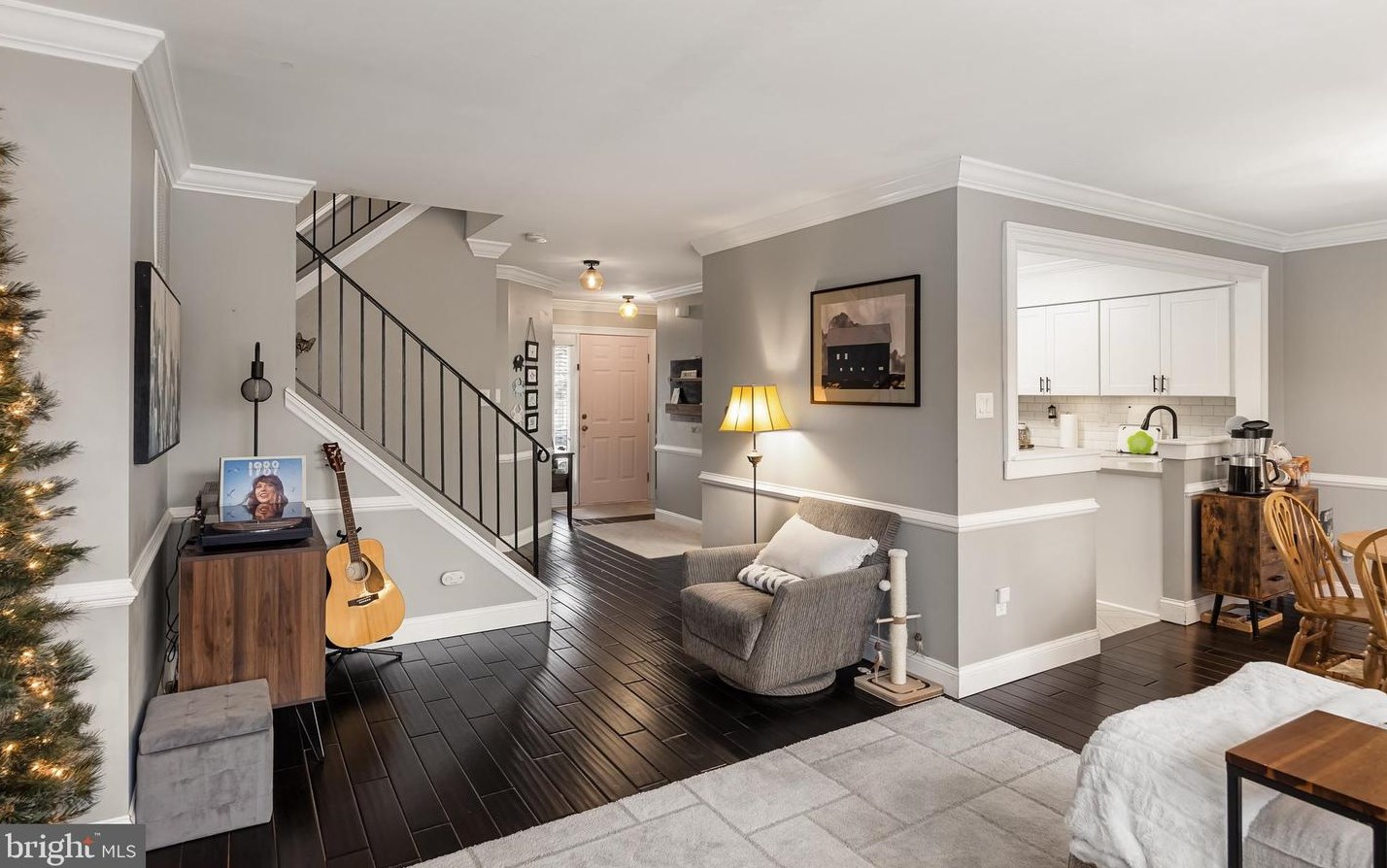 22 Woodstream Ct, West Deptford NJ  08051-2140 exterior