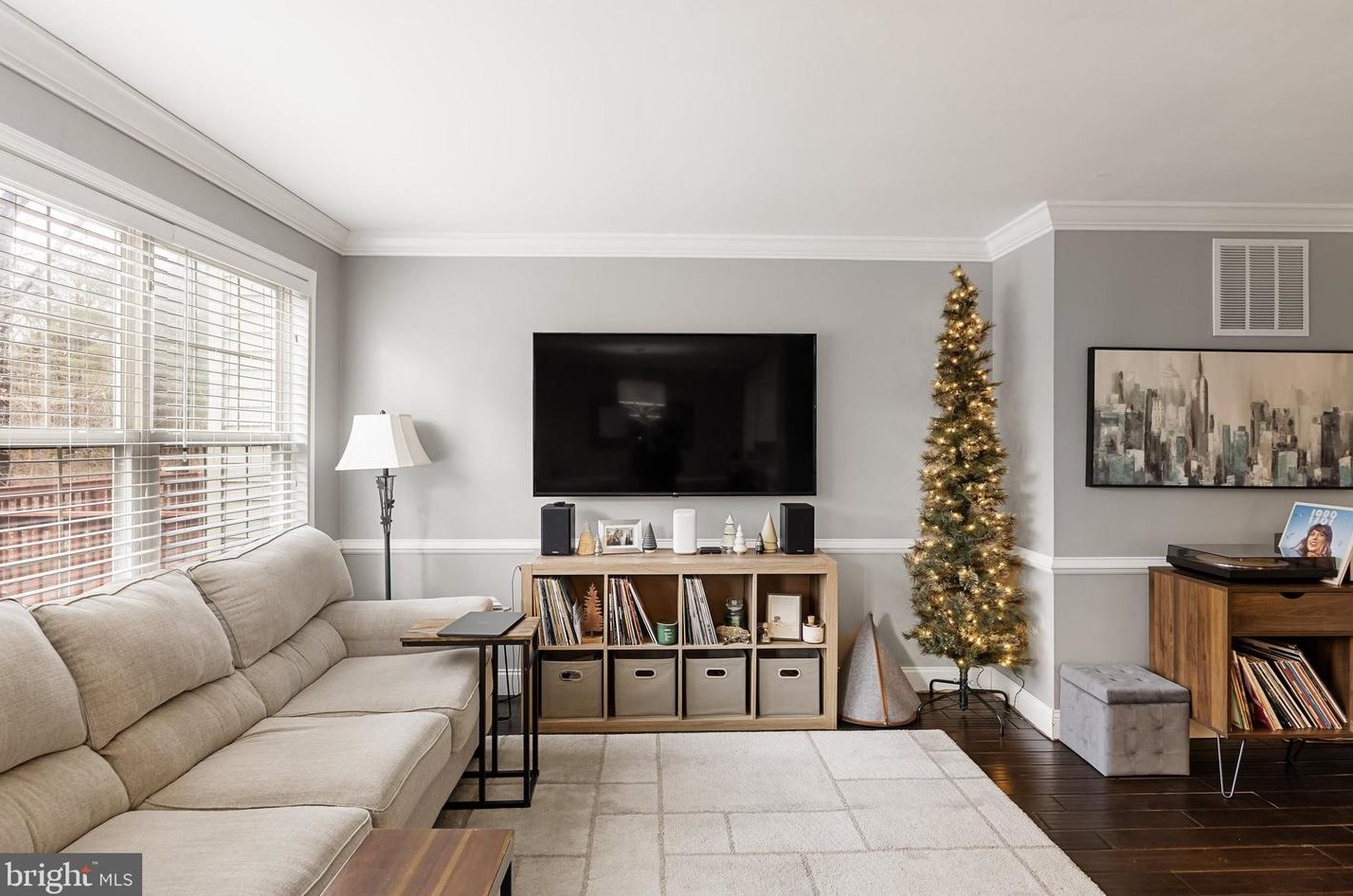 22 Woodstream Ct, West Deptford NJ  08051-2140 exterior