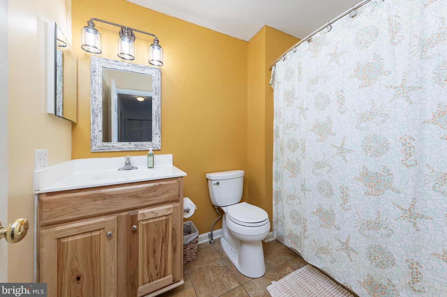 849 Ashburn Way, Auburn NJ  08085-4014 exterior