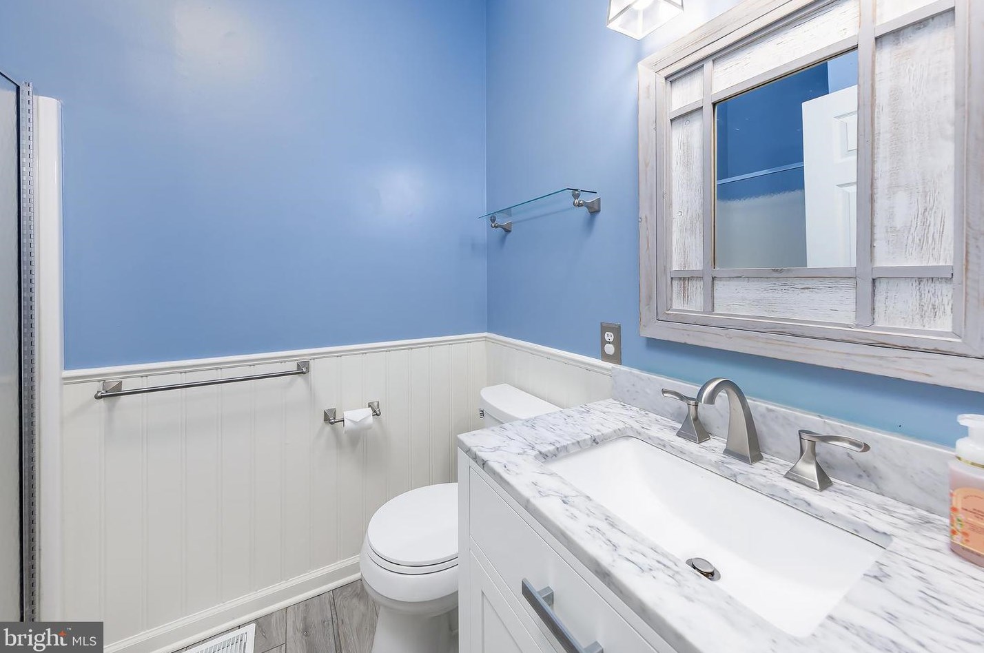 849 Ashburn Way, Auburn NJ  08085-4014 exterior