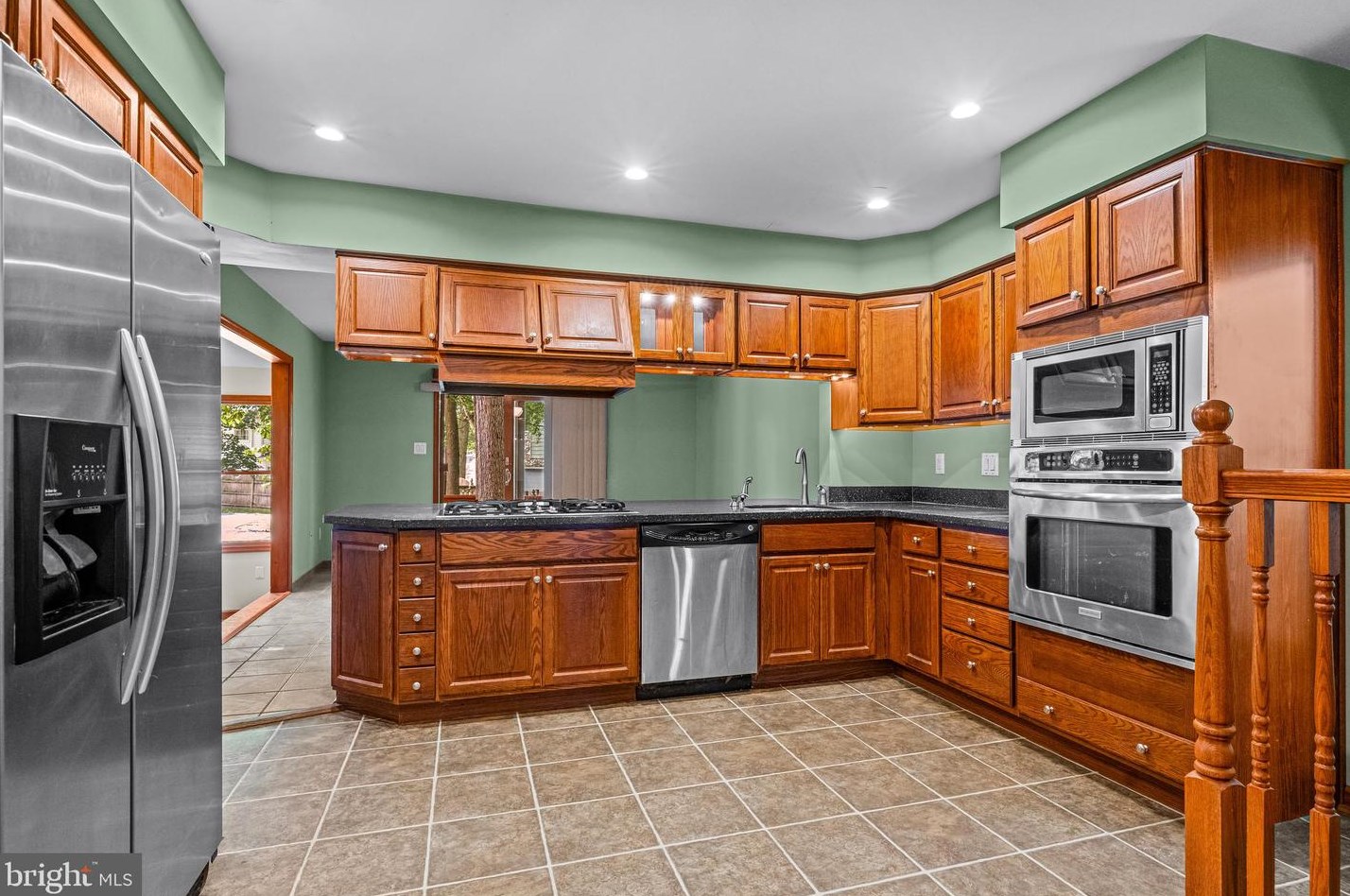 629 High St, West Deptford NJ  08051-1460 exterior