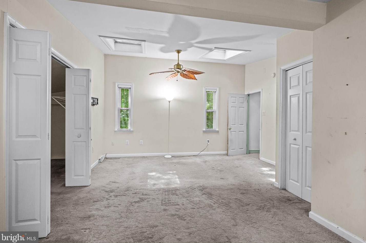 629 High St, West Deptford NJ  08051-1460 exterior