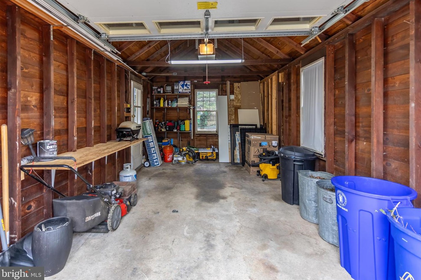 38 Columbia St, West Deptford NJ  08096-1539 exterior