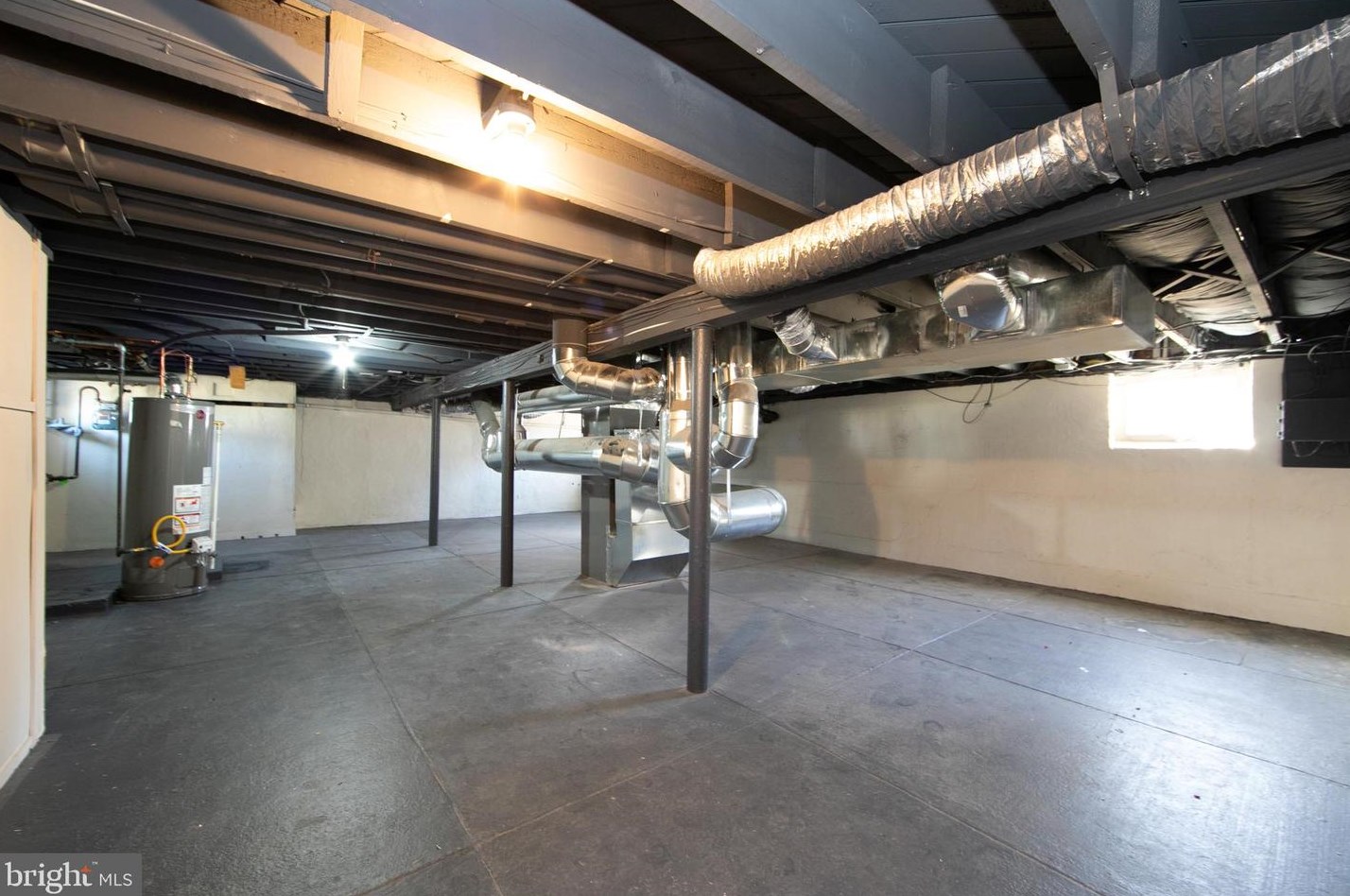 1129 Lexington Dr, West Deptford NJ  08096-5517 exterior