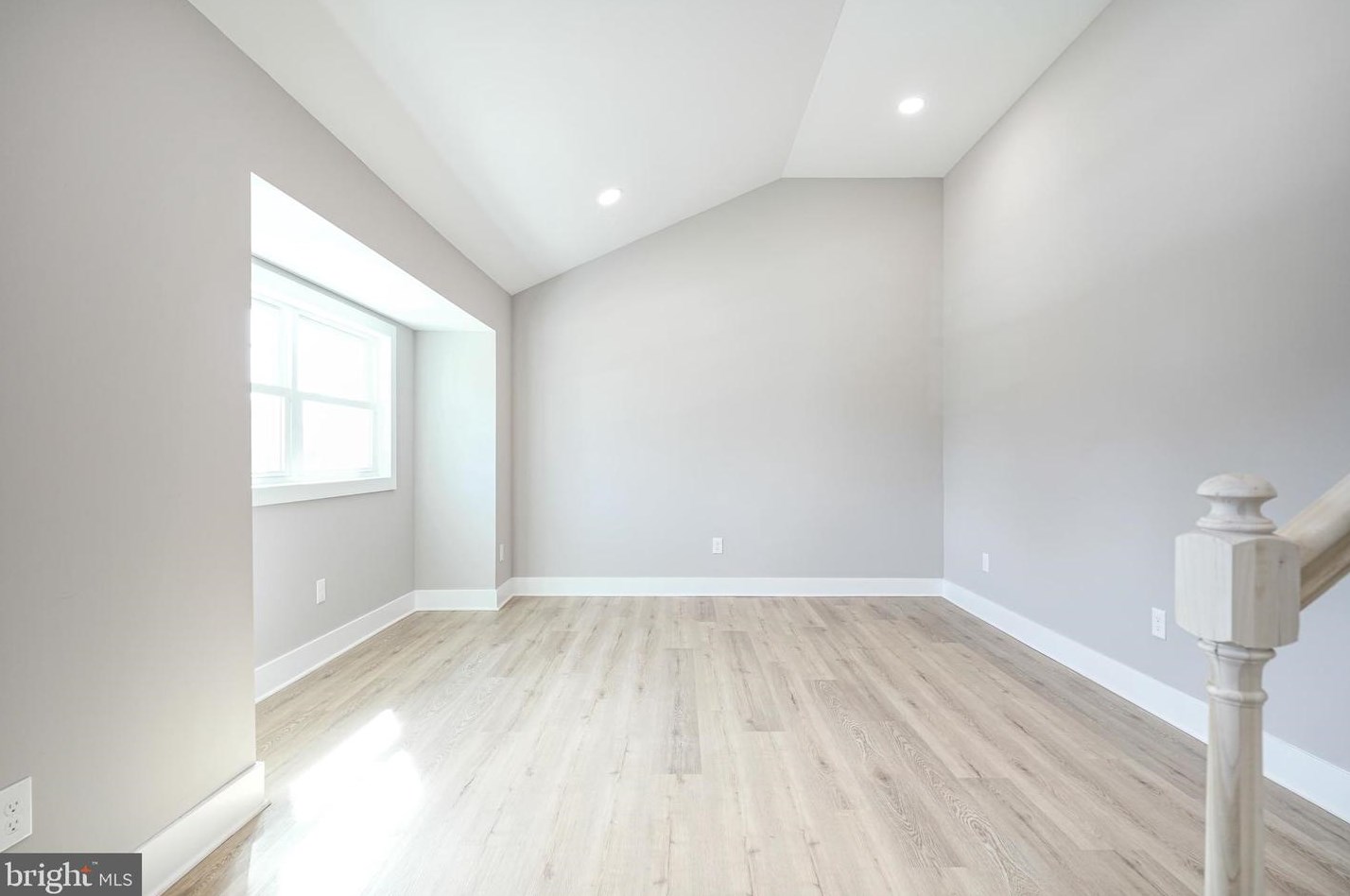 646 Pierre Ave, West Deptford NJ  08051-1254 exterior