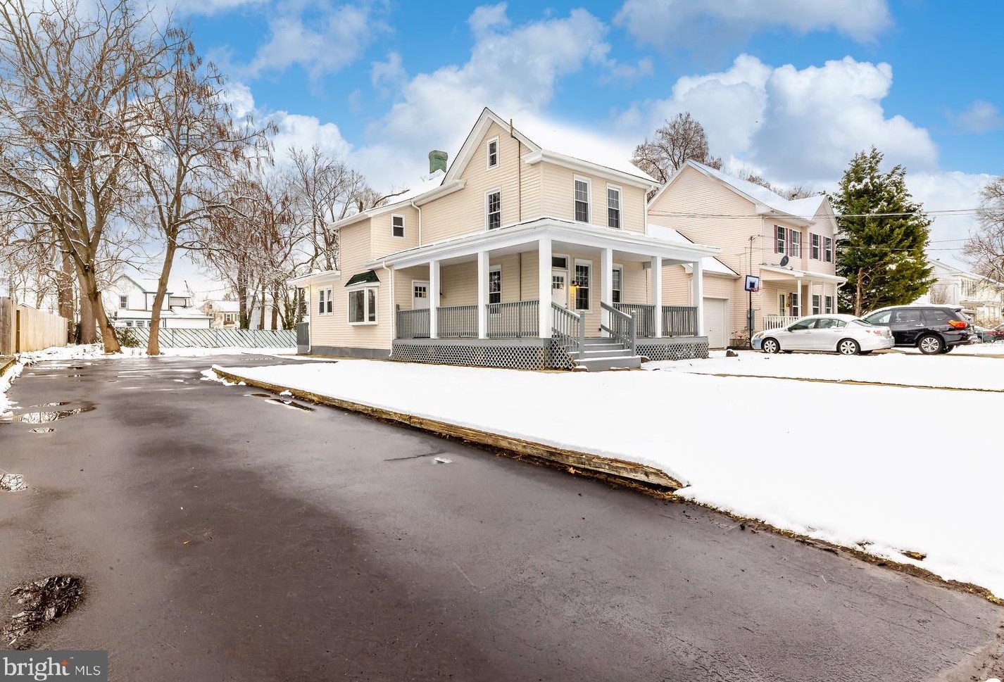 139 W Clayton Ave, Clayton, NJ 08312