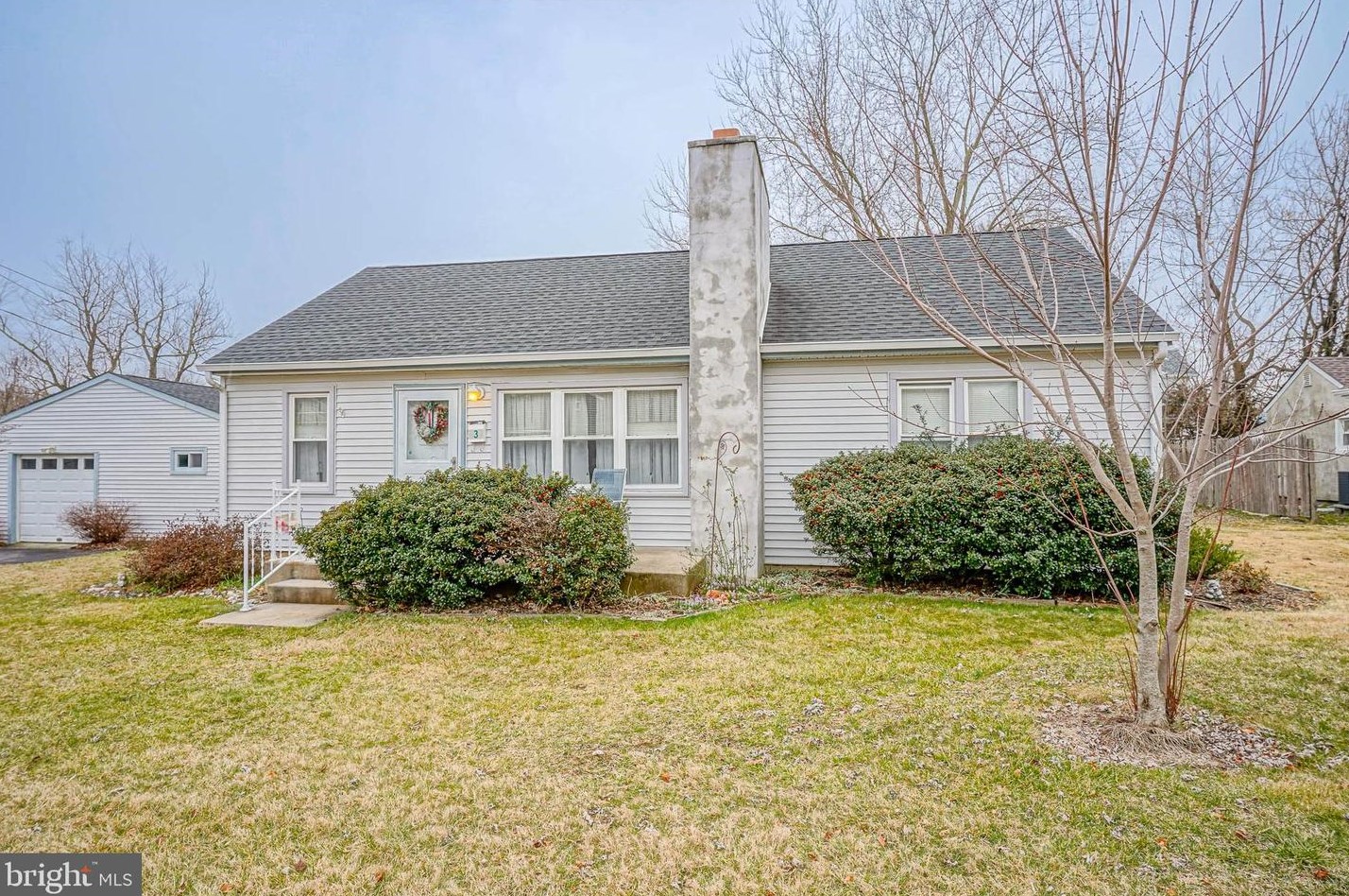 3 Kilnview Ave, Clayton, NJ 08312-2117