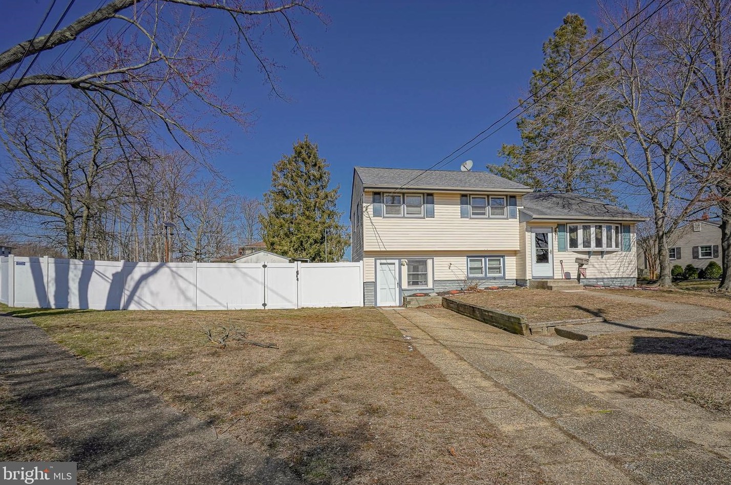 1 Mill Rd, West Deptford, NJ 08096