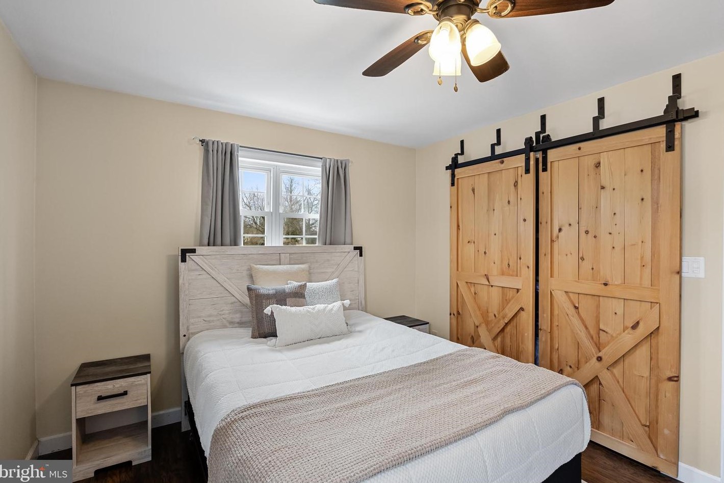 276 Madison Rd, West Deptford NJ  08051-1210 exterior