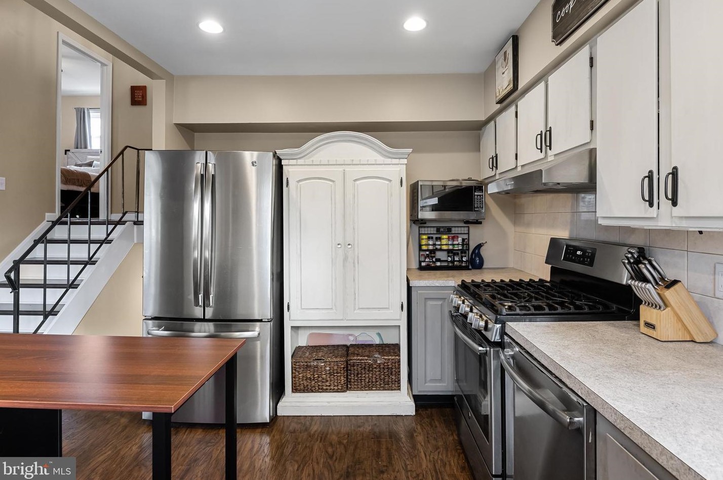 276 Madison Rd, West Deptford NJ  08051-1210 exterior