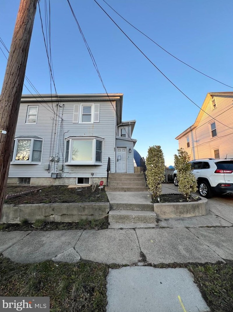 62 Smallwood Pl, West Deptford, NJ 08096