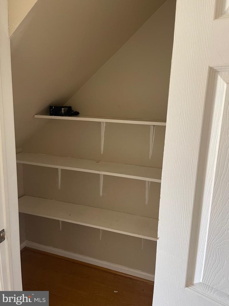 22 Buckthorn Ct, West Deptford NJ  08096-2916 exterior