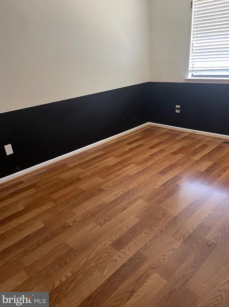 22 Buckthorn Ct, West Deptford NJ  08096-2916 exterior