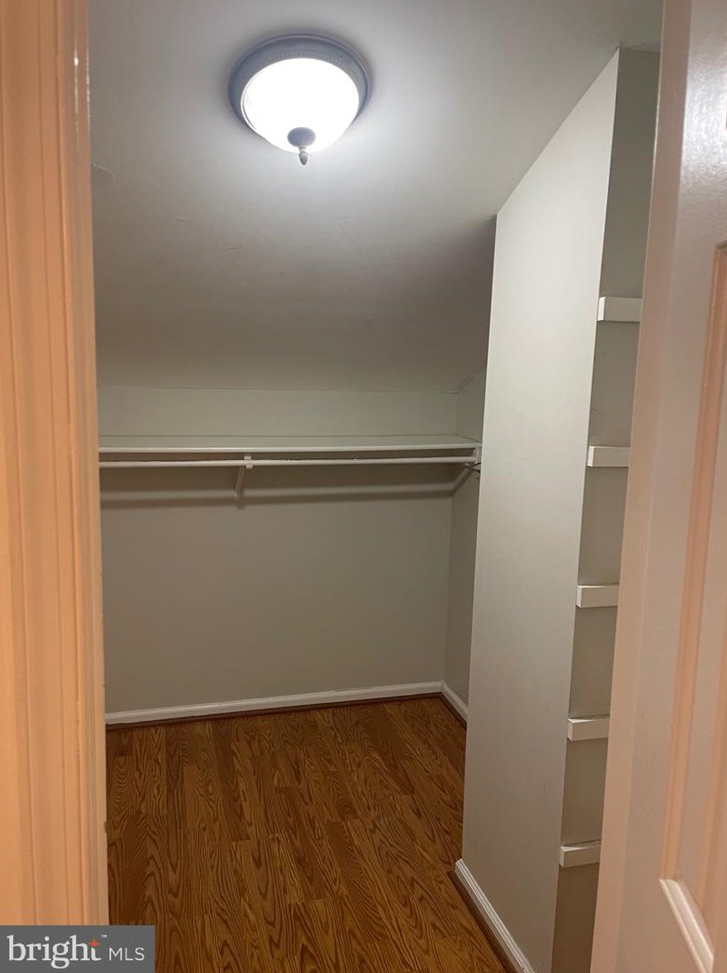 22 Buckthorn Ct, West Deptford NJ  08096-2916 exterior