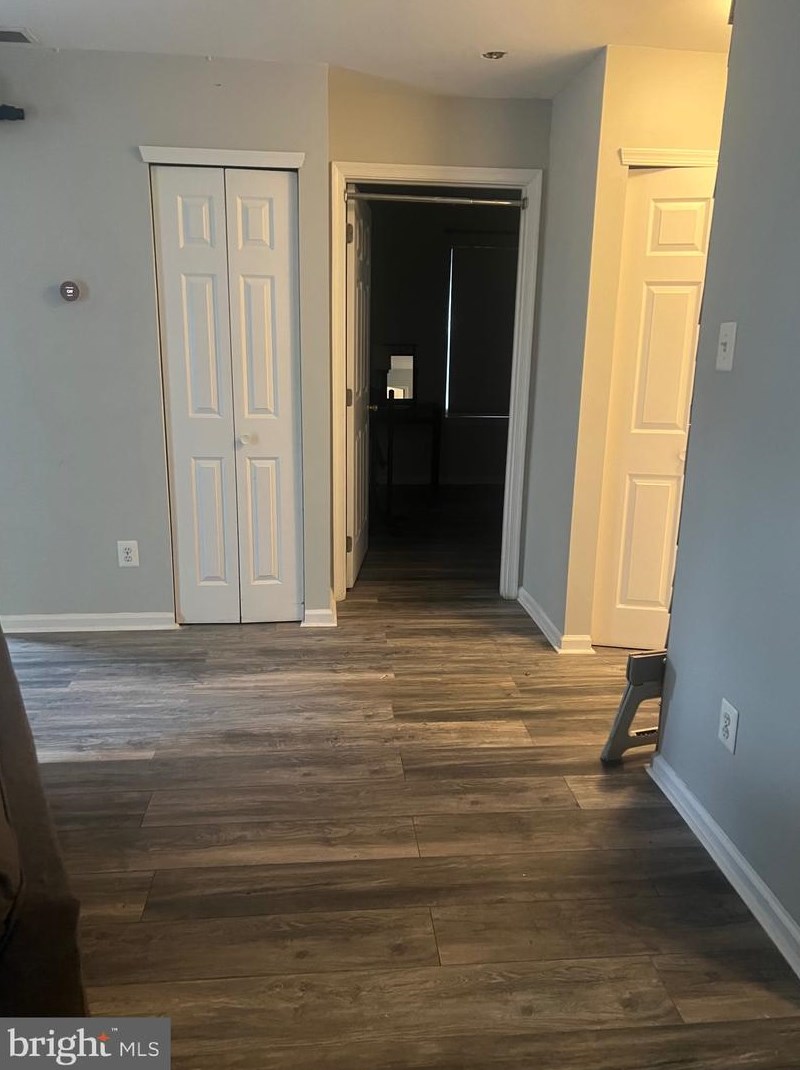 1263 Tristram Cir, West Deptford, NJ 08051-2249