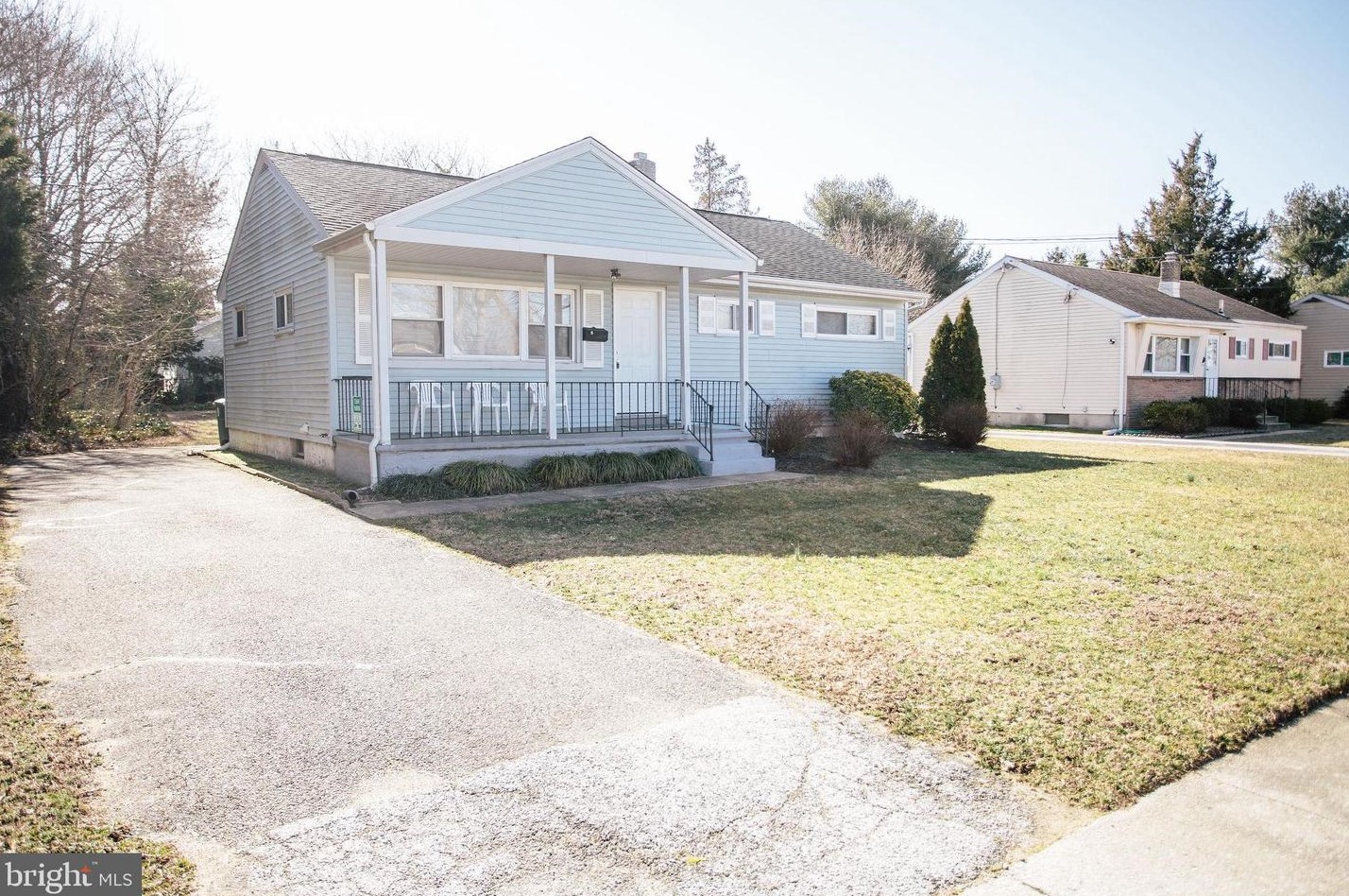 2 Green Ave, Aura, NJ 08028-1604