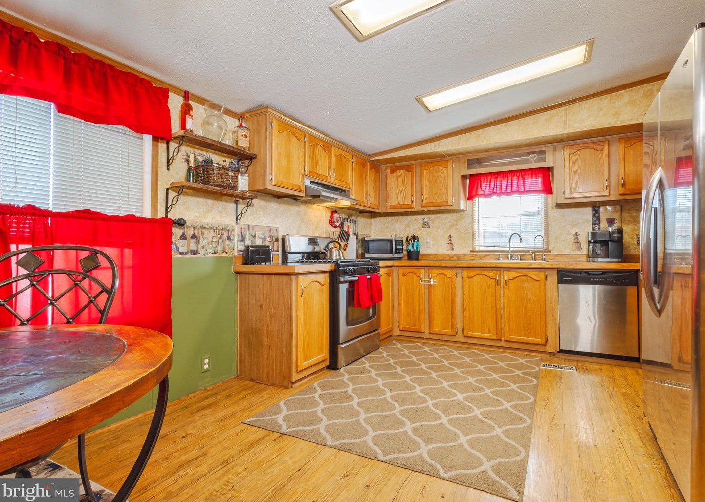 207 Oriole St, West Deptford NJ  08066-3022 exterior