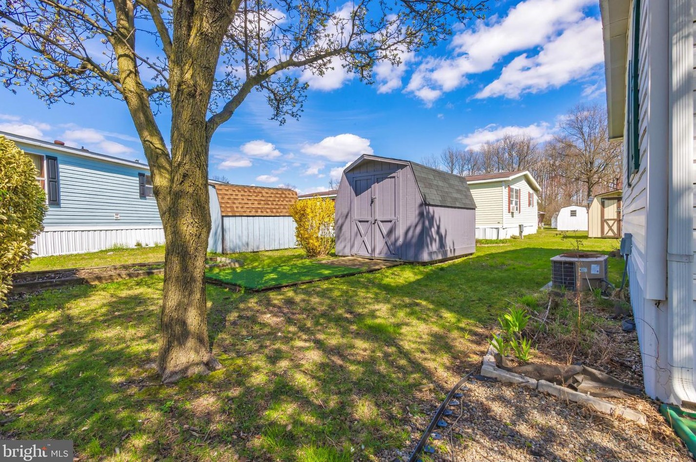 207 Oriole St, West Deptford NJ  08066-3022 exterior