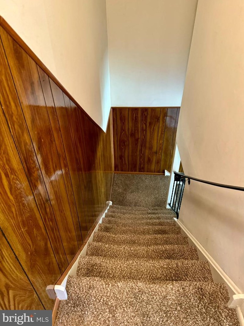 75 Cedarwood Ct, West Deptford NJ  08066-2419 exterior