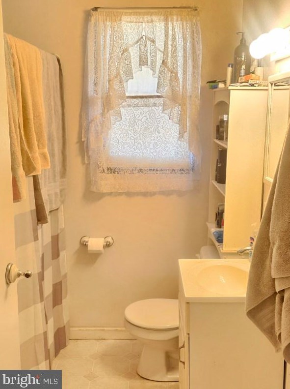 202 Mansion Ave, West Deptford NJ  08086-2544 exterior