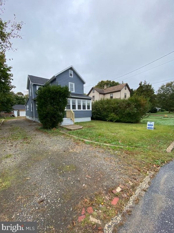 22 Deptford Rd, Aura, NJ 08028
