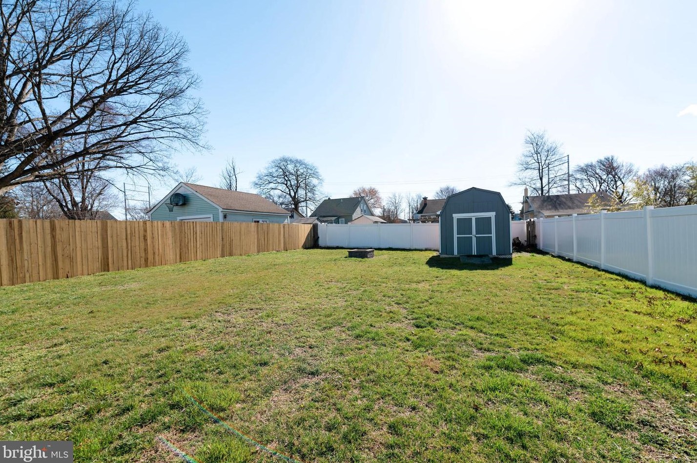 1326 Tatum St, West Deptford NJ  08096-1214 exterior