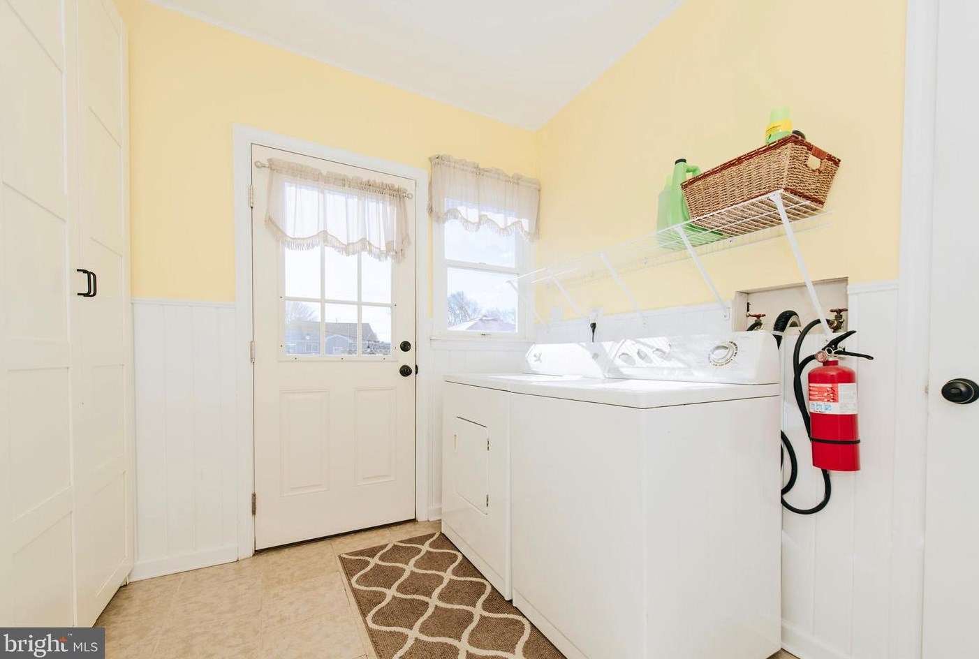 1326 Tatum St, West Deptford NJ  08096-1214 exterior
