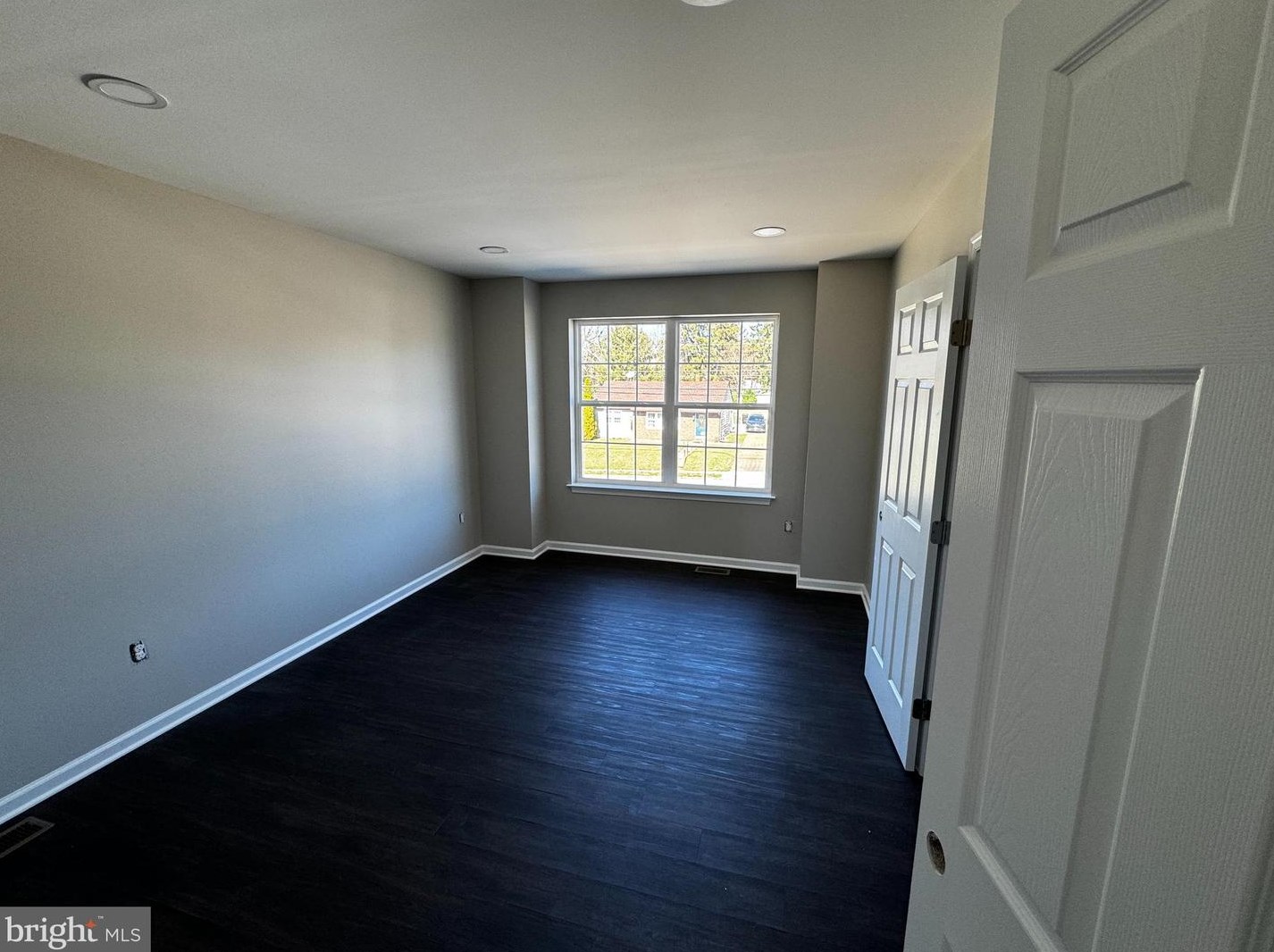 1212 Cedar Ave, Aura NJ  08028-1210 exterior