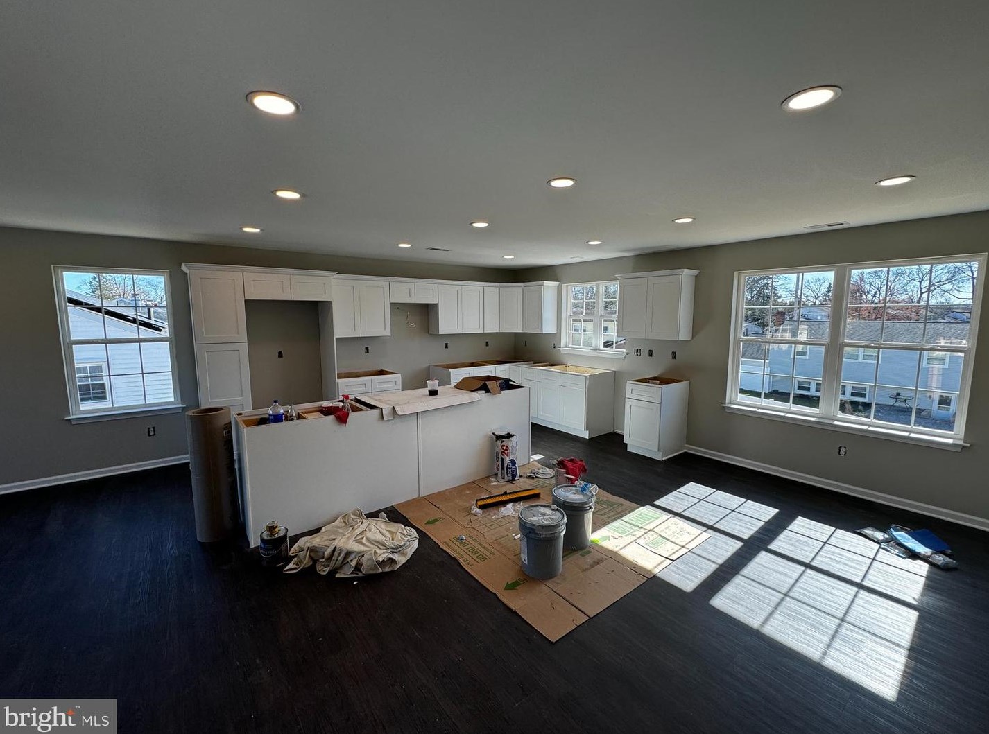 1212 Cedar Ave, Aura, NJ 08028
