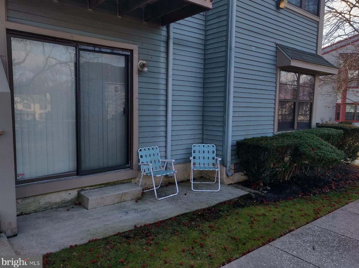 345 Coventry Ct, West Deptford, NJ 08051-2018