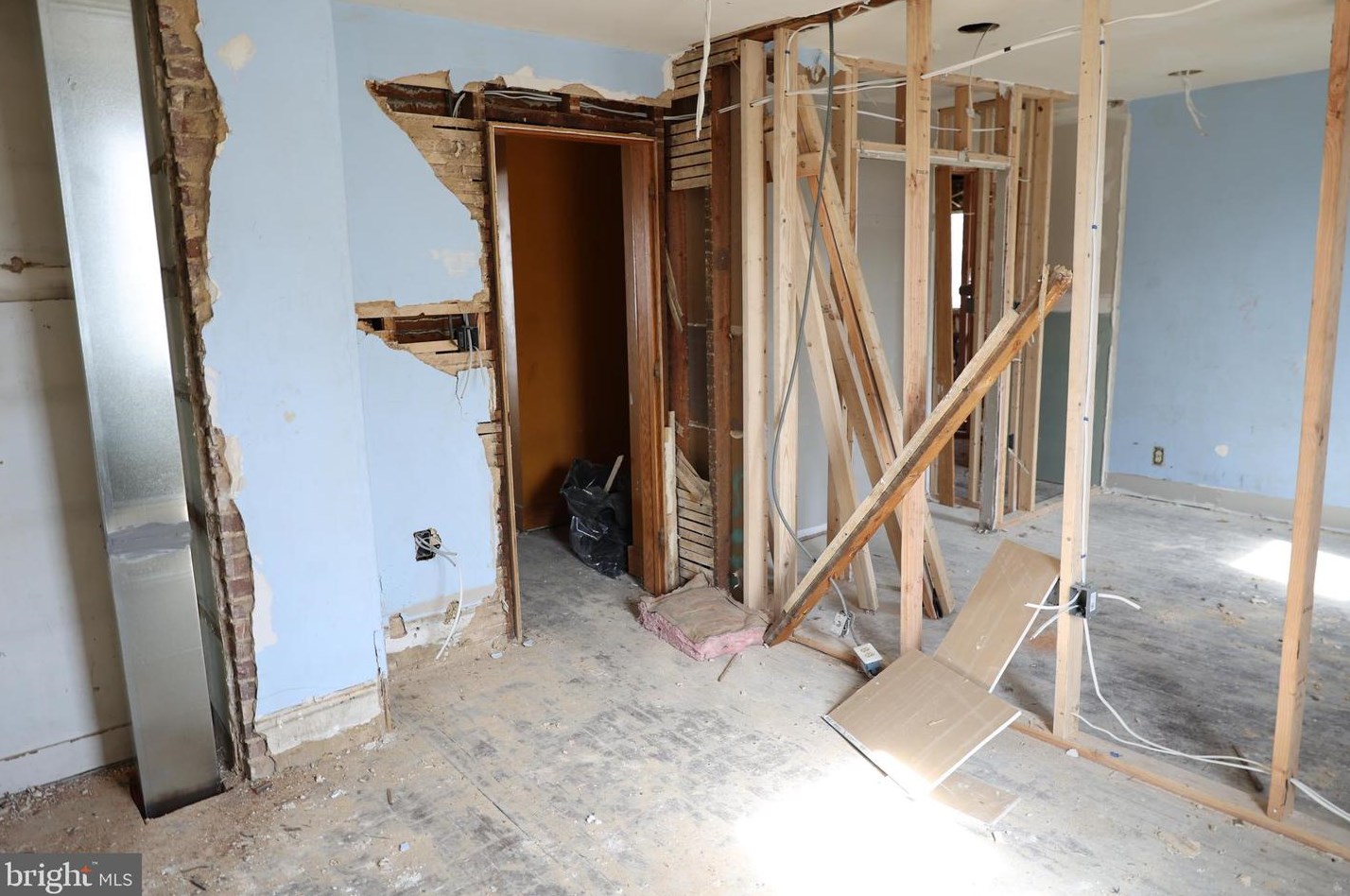 627 Beacon Ave, West Deptford NJ 08066-1155 exterior