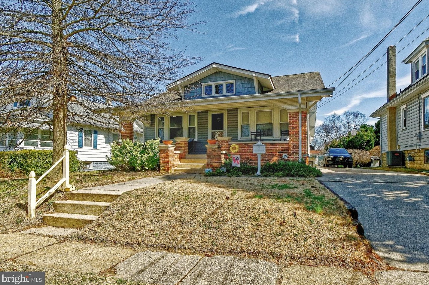 21 N Fernwood Ave, Pitman, NJ 08071