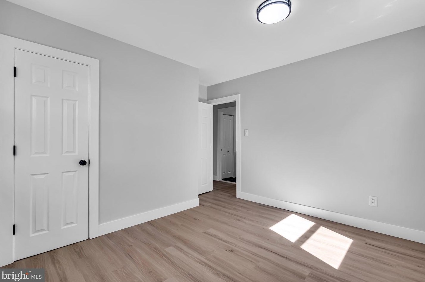 117 Hannold Blvd, West Deptford NJ  08096-1827 exterior