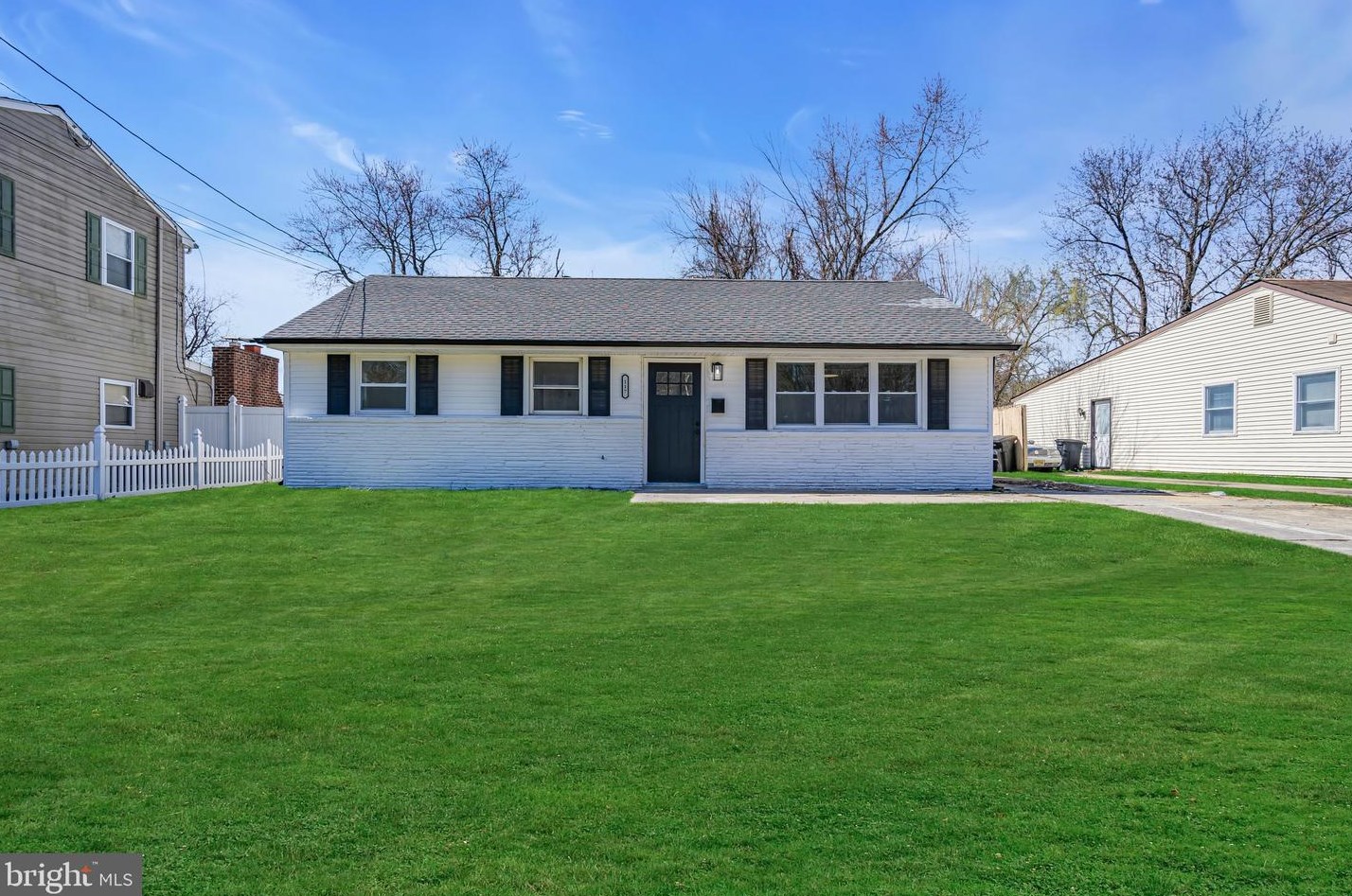 117 Hannold Blvd, West Deptford NJ  08096-1827 exterior