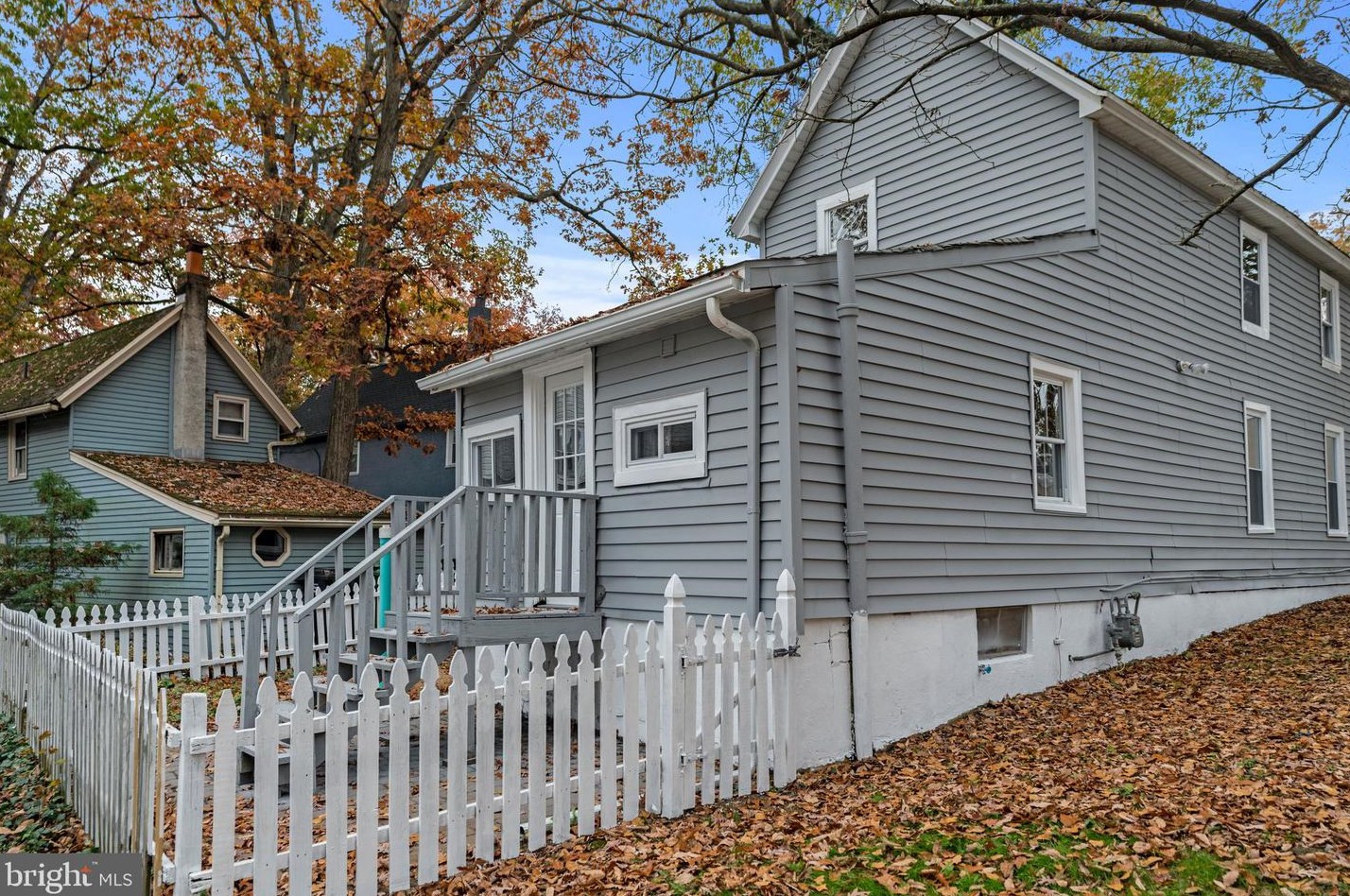 186 Southwest Ave, Pitman NJ  08071-2234 exterior