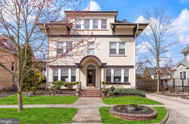 8 N Clinton Ave, Wenonah, NJ 08090