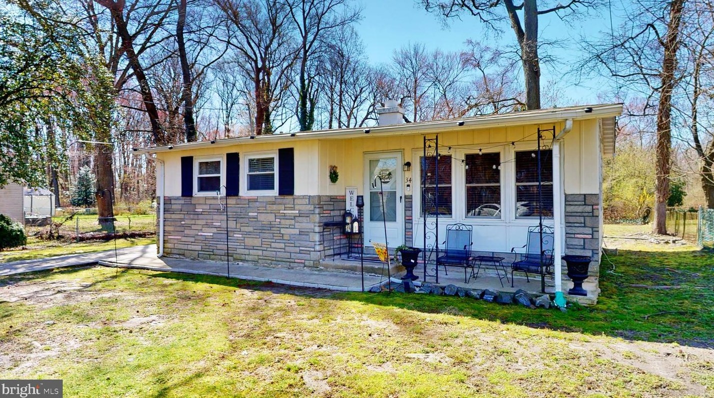 34 Gilbert Ave, West Deptford, NJ 08093