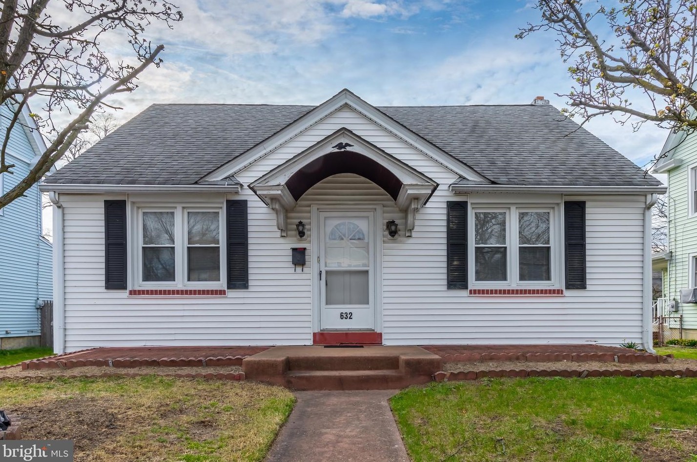 632 Billings Ave, West Deptford, NJ 08066-1213