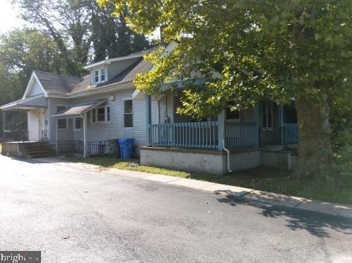 128 S Main St, Aura, NJ 08028