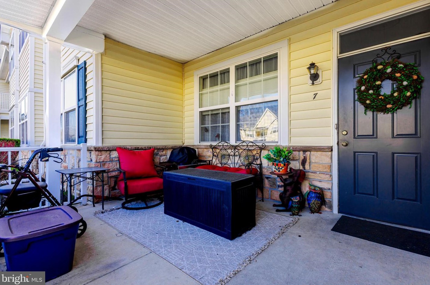 7 Pelican Pl, West Deptford, NJ 08086-2242