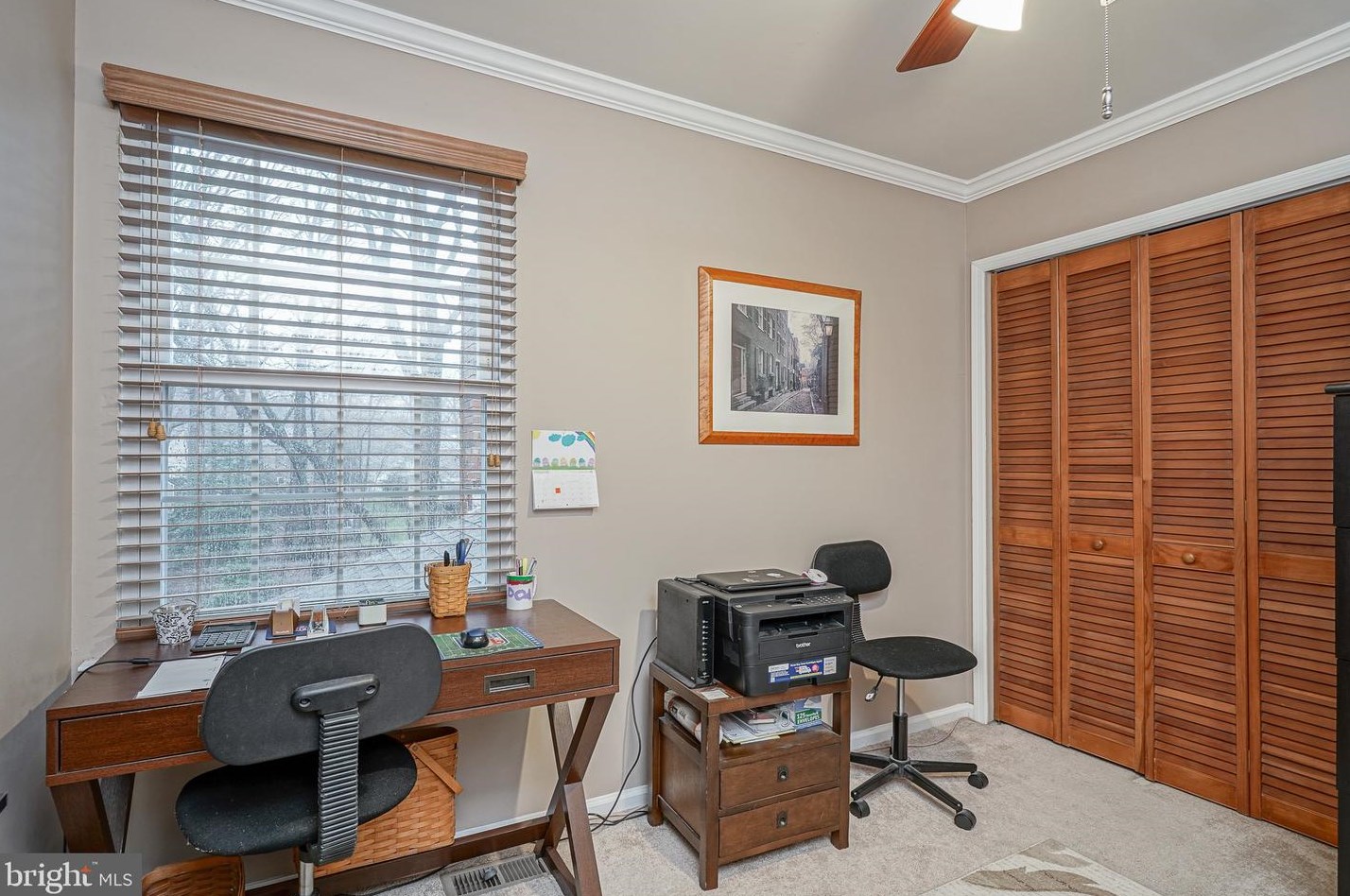 7 Tallowood Dr, Aura NJ  08028-9634 exterior